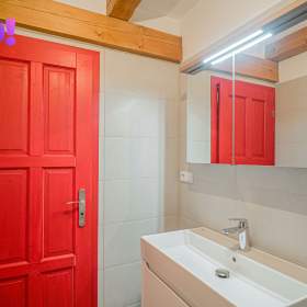 Foto inzerátu Prodej krásné novostavby v tradičním beskydském stylu - Ostravice