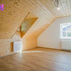 Foto inzerátu Prodej krásné novostavby v tradičním beskydském stylu - Ostravice