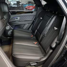 Foto inzerátu Bentley Bentayga V8*PPF*NAIM*404kW*360*NIGHT*HU
