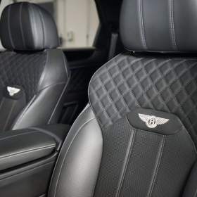 Foto inzerátu Bentley Bentayga V8*PPF*NAIM*404kW*360*NIGHT*HU