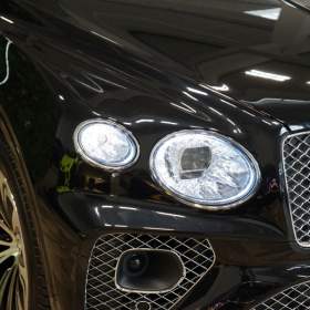 Foto inzerátu Bentley Bentayga V8*PPF*NAIM*404kW*360*NIGHT*HU