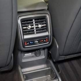 Foto inzerátu Škoda Kodiaq TDI*142kW*NEZ.TOP*MASÁŽ*TAŽNÉ*