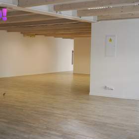 Foto inzerátu Pronájem kanceláře 260 m² – ul. Zubatého Praha 5