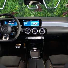 Foto inzerátu Mercedes-Benz 45 S AMG*4M+*MAGNO*PANO*LED*CZ