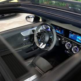 Foto inzerátu Mercedes-Benz 45 S AMG*4M+*MAGNO*PANO*LED*CZ