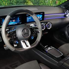 Foto inzerátu Mercedes-Benz 45 S AMG*4M+*MAGNO*PANO*LED*CZ
