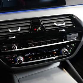 Foto inzerátu BMW 30d*xDRIVE*CAMERA*SERVICE*LED*