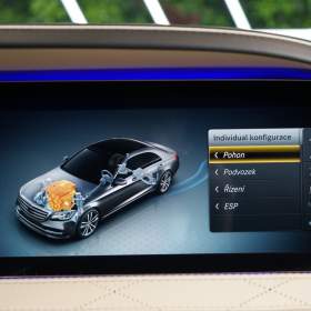 Foto inzerátu Mercedes-Benz 560*4M*AMG*LONG*360*MASÁŽ*EXCL