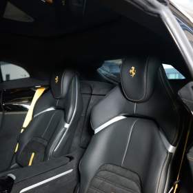 Foto inzerátu Ferrari Purosangue CARBON*LIFT*GIALLO MODENA*
