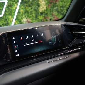 Foto inzerátu Ferrari Purosangue CARBON*LIFT*GIALLO MODENA*