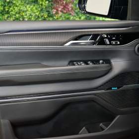 Foto inzerátu Jeep Grand Wagoneer SERIES2*360*MASÁŽ*MULTIMEDIA*7