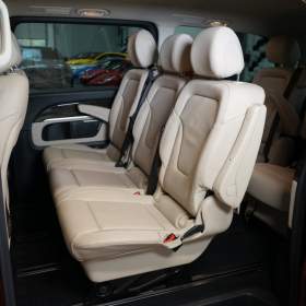 Foto inzerátu Mercedes-Benz 300d*4M*360*BURM*TAŽ*NEZ.TOP*