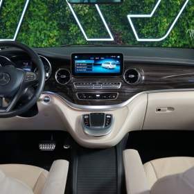 Foto inzerátu Mercedes-Benz 300d*4M*360*BURM*TAŽ*NEZ.TOP*