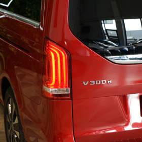 Foto inzerátu Mercedes-Benz 300d*4M*360*BURM*TAŽ*NEZ.TOP*