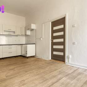 Foto inzerátu Prodej rodinného domu, 489 m², Kostelec nad Černými lesy okres Praha východ