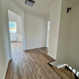 Foto inzerátu Pronájem bytu v rodinném domě 4+kk, 94 m2, Frýdek-Místek
