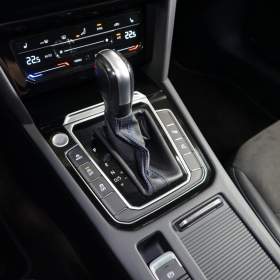 Foto inzerátu Volkswagen Arteon Shooting Brake SB*R*DSG*4M*ACC*DCC*TAŽNÉ*MASÁ