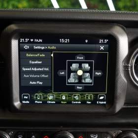 Foto inzerátu Jeep Wrangler UNLIMITED*SAHARA*4Xe*HYBRID*CZ