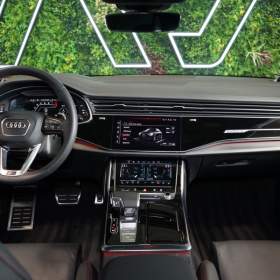 Foto inzerátu Audi RS Q8 MATRIX*MASÁŽ*PPF*ZÁRUKA*HUD*B&