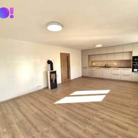 Foto inzerátu Pronájem rodinného domu 5+kk s garáží a zahradou, Obědkovice