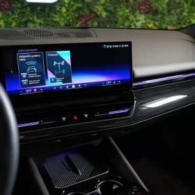 Foto inzerátu BMW 20d*xDRIVE*TAŽ*HUD*H/K*360*SER