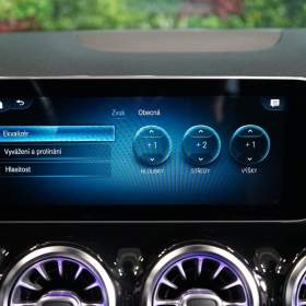 Foto inzerátu Mercedes-Benz 220*4M*PANO*NEZ.TOP*360*LED*