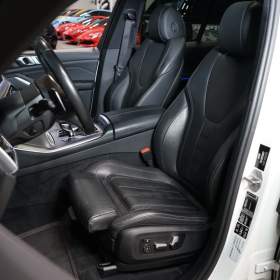 Foto inzerátu BMW X5 40i*xDRIVE*LED*CAMERA*CARPLAY*