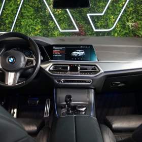 Foto inzerátu BMW X5 40i*xDRIVE*LED*CAMERA*CARPLAY*
