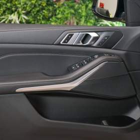 Foto inzerátu BMW X5 40i*xDRIVE*LED*CAMERA*CARPLAY*