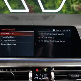 Foto inzerátu BMW X5 40i*xDRIVE*LED*CAMERA*CARPLAY*