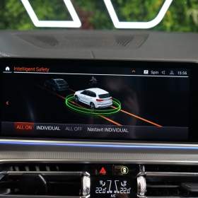 Foto inzerátu BMW X5 40i*xDRIVE*LED*CAMERA*CARPLAY*