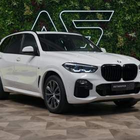 Foto inzerátu BMW X5 40i*xDRIVE*LED*CAMERA*CARPLAY*