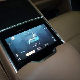 Foto inzerátu Land Rover Range Rover P530*AUTOBIOGRAPHY*360*TAŽ*MER