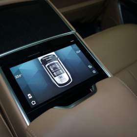 Foto inzerátu Land Rover Range Rover P530*AUTOBIOGRAPHY*360*TAŽ*MER