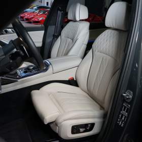 Foto inzerátu BMW X7 40d*xDRIVE*H/K*TAŽNÉ*HUD*INDIV