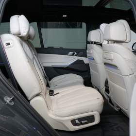 Foto inzerátu BMW X7 40d*xDRIVE*H/K*TAŽNÉ*HUD*INDIV