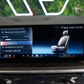 Foto inzerátu BMW X7 40d*xDRIVE*H/K*TAŽNÉ*HUD*INDIV