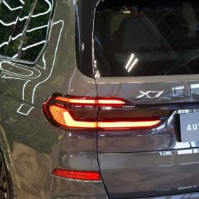 Foto inzerátu BMW X7 40d*xDRIVE*H/K*TAŽNÉ*HUD*INDIV