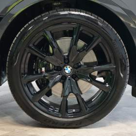 Foto inzerátu BMW X7 40d*xDRIVE*H/K*TAŽNÉ*HUD*INDIV