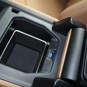 Foto inzerátu Land Rover Defender D300*110*HSE*X-DYNAMIC*