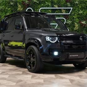 Foto inzerátu Land Rover Defender D300*110*HSE*X-DYNAMIC*