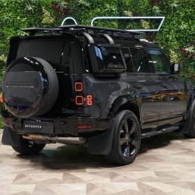 Foto inzerátu Land Rover Defender D300*110*HSE*X-DYNAMIC*