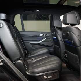 Foto inzerátu BMW X7 40i*xDRIVE*PANO*SERVICE*HUD*36