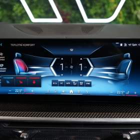 Foto inzerátu BMW X7 40i*xDRIVE*PANO*SERVICE*HUD*36