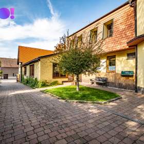 Foto inzerátu Prodej restaurace s penzionem, Skuteč