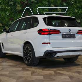 Foto inzerátu BMW X5 40i*xDRIVE*TAŽ*H/K*HUD*