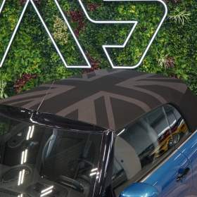 Foto inzerátu Mini Cooper JCW*CABRIO*170kW*CAMERA*CARPLA