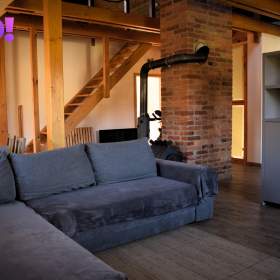 Pronájem mezonetového bytu 4+kk, Rožnov pod Radhoštěm / 19643002