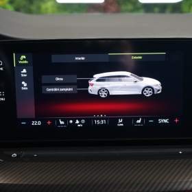 Foto inzerátu Škoda Octavia RS*COMBI*2.0 TDI*CARPLAY*ACC