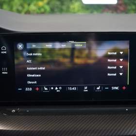 Foto inzerátu Škoda Octavia RS*COMBI*2.0 TDI*CARPLAY*ACC